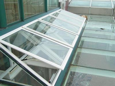 消防排烟通风天窗安装