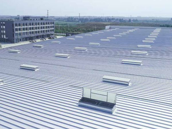 
一字型电动排烟天窗
